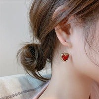 HEART-SHAPED EARRINGS